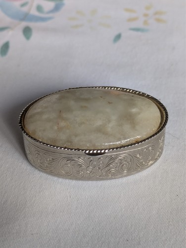 Vintage metal hinged pill box - metal,