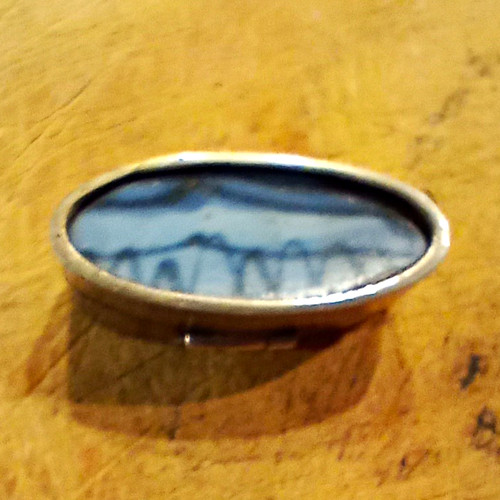 Small silver oval hinged metal - small,