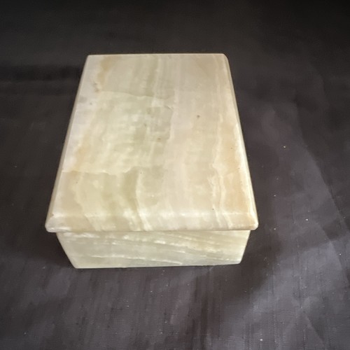 Cream polished stone - polished,